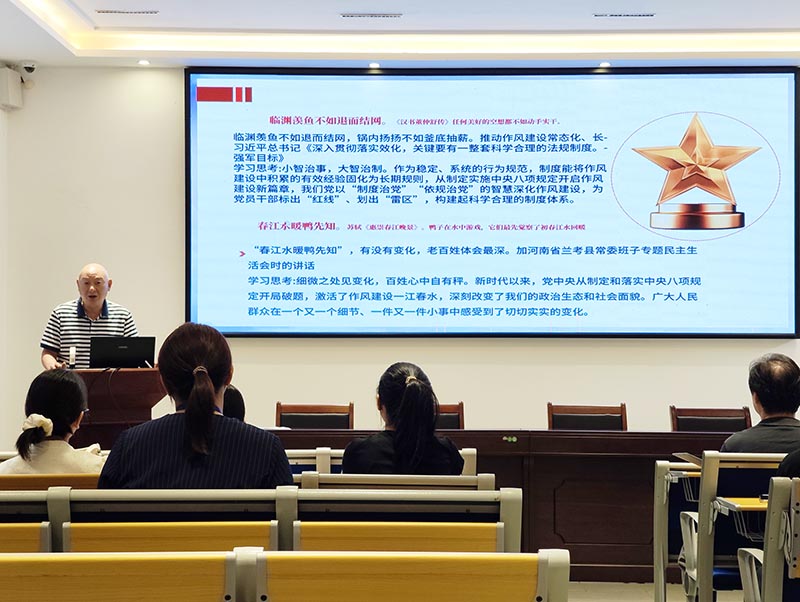 紅心向黨迎七一 勞動(dòng)育人耀校園 —— 柳邕高級(jí)中學(xué)開(kāi)展慶 “七一” 主題黨日活動(dòng)